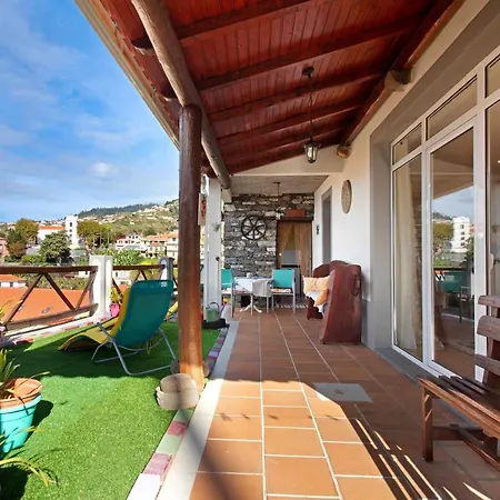 Casa Carreira *