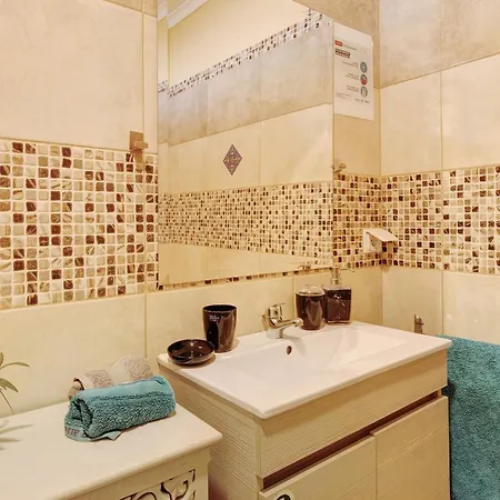 Casa Carreira Nyaraló *